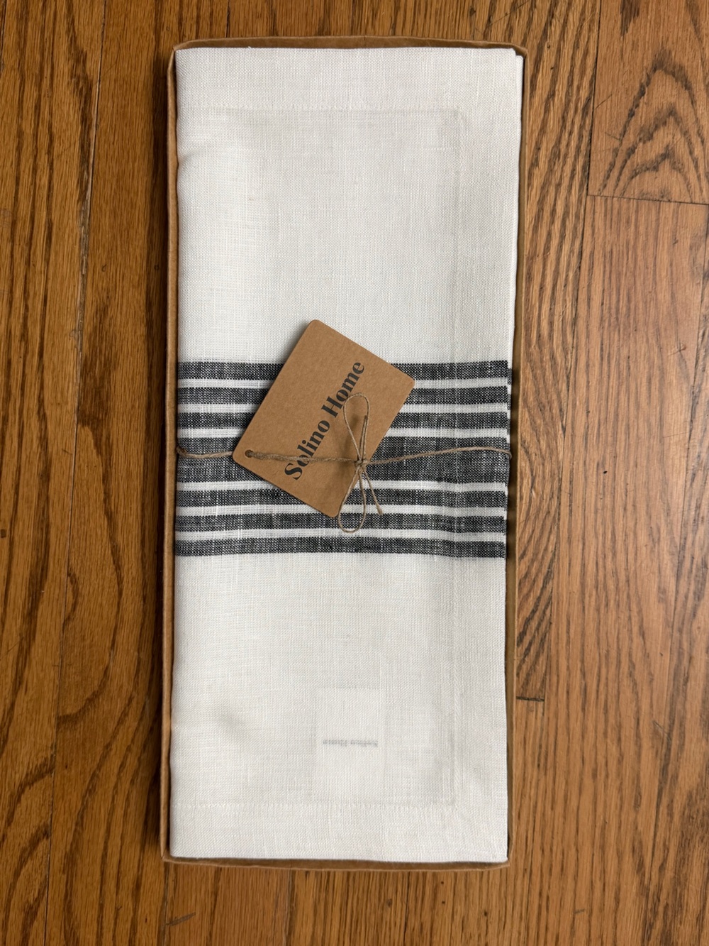 Solino Home 100% Linen Table Runner 14x60 Black White Farmhouse New in Box